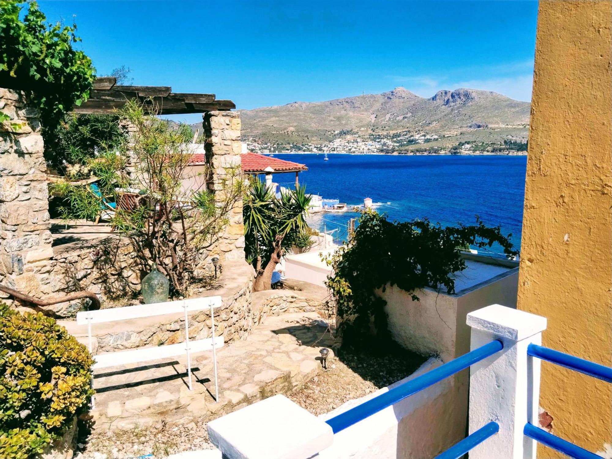 Elegeo Rockhouse Villa Agia Marina  Eksteriør billede